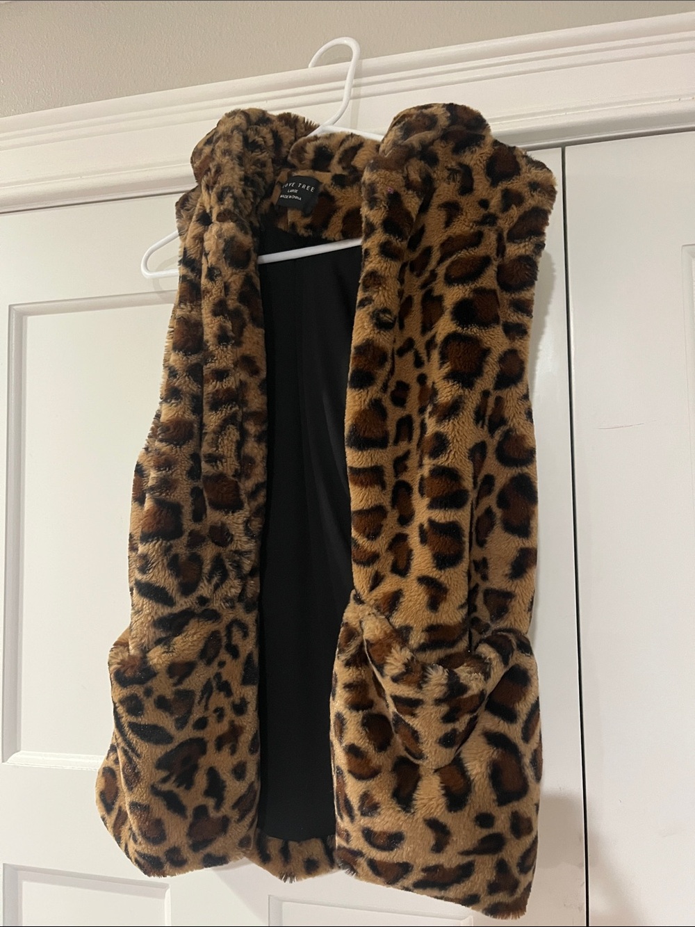 Love Tree Leopard Print Faux Fur Hooded Vest - Brown/Black